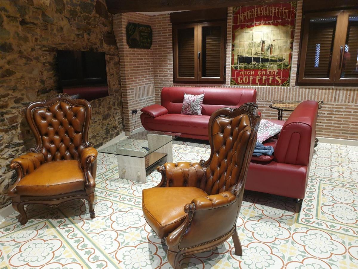 הוילה Santa Marina del Sil Casa Honorio מראה חיצוני תמונה