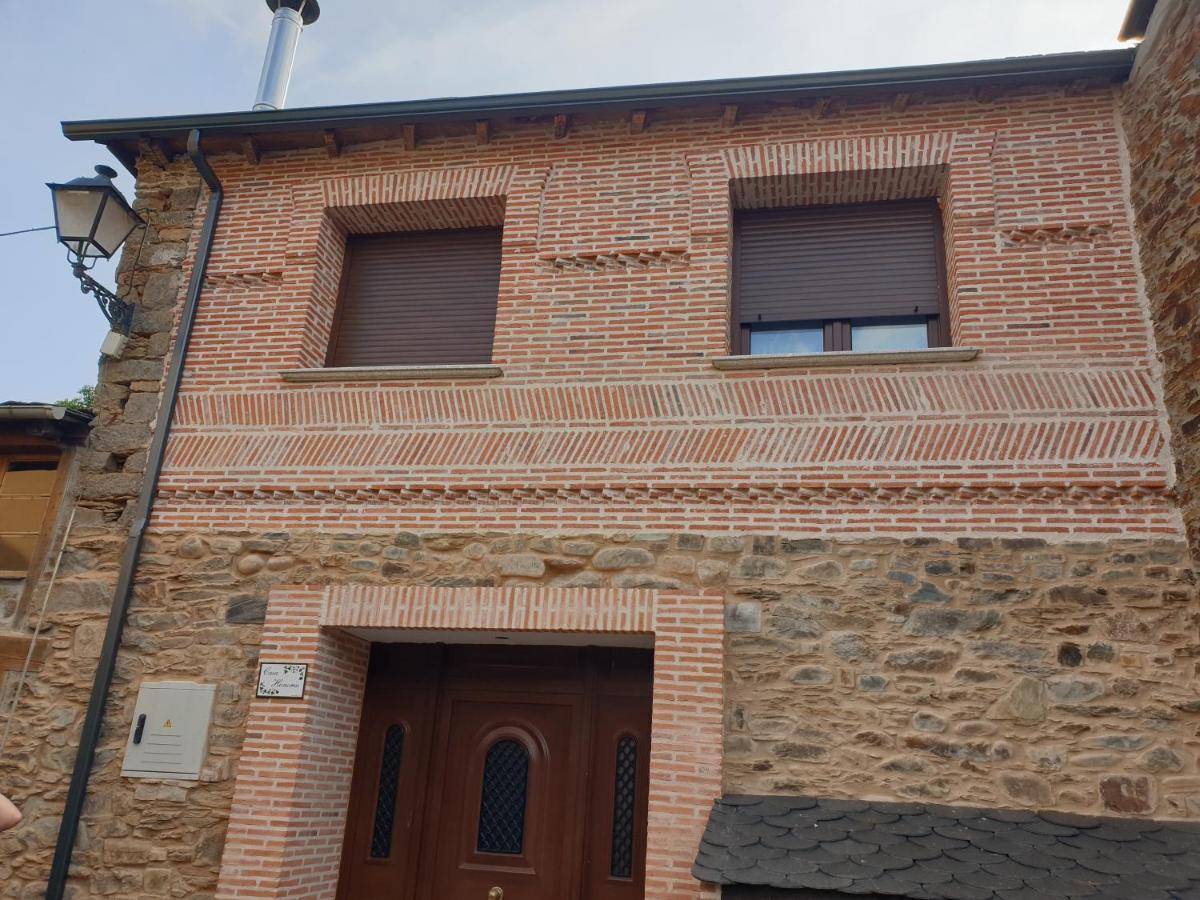 הוילה Santa Marina del Sil Casa Honorio מראה חיצוני תמונה