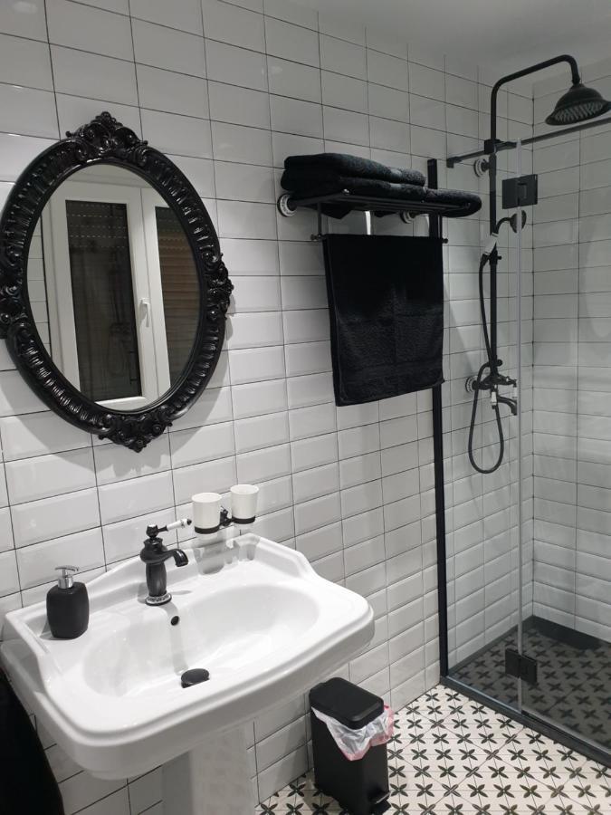 הוילה Santa Marina del Sil Casa Honorio מראה חיצוני תמונה